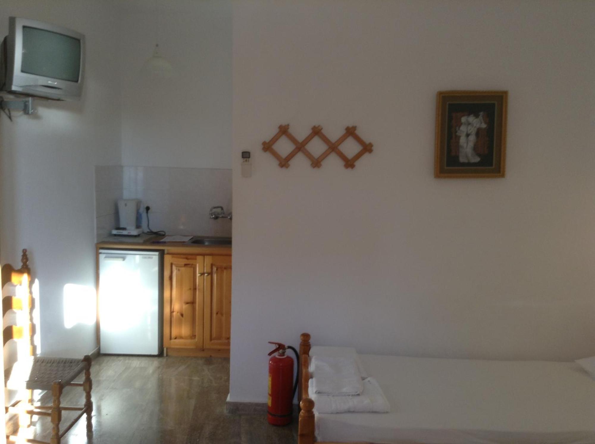Mpaliaka Myrsini Apartment Mithimna Cameră foto